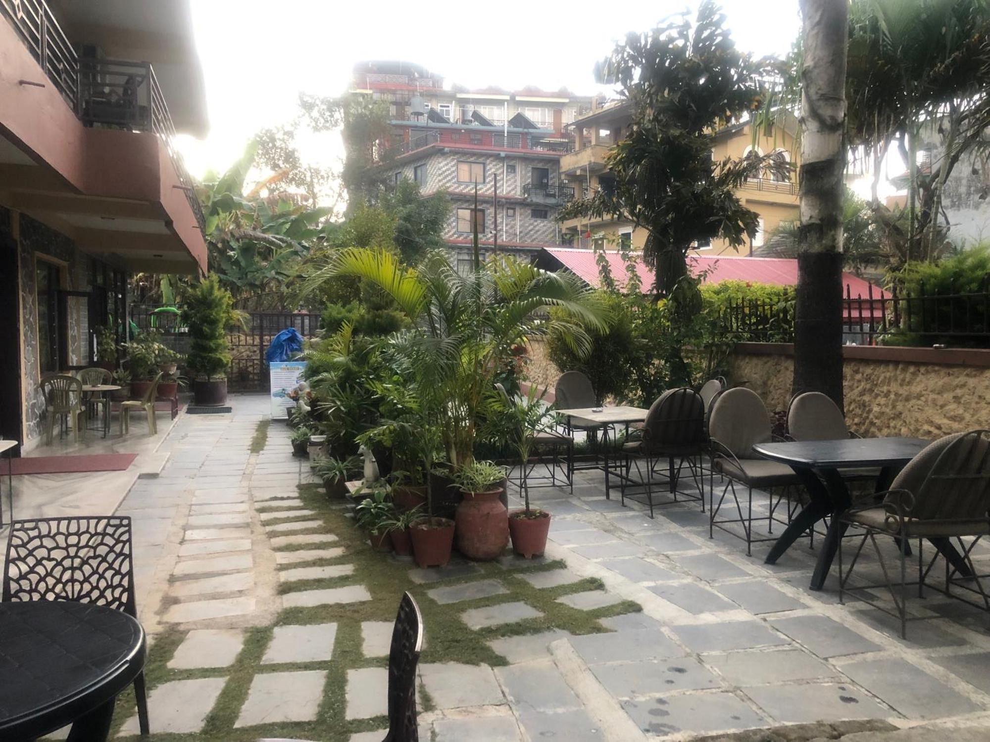 Hotel Mandala Pokhara Exterior photo
