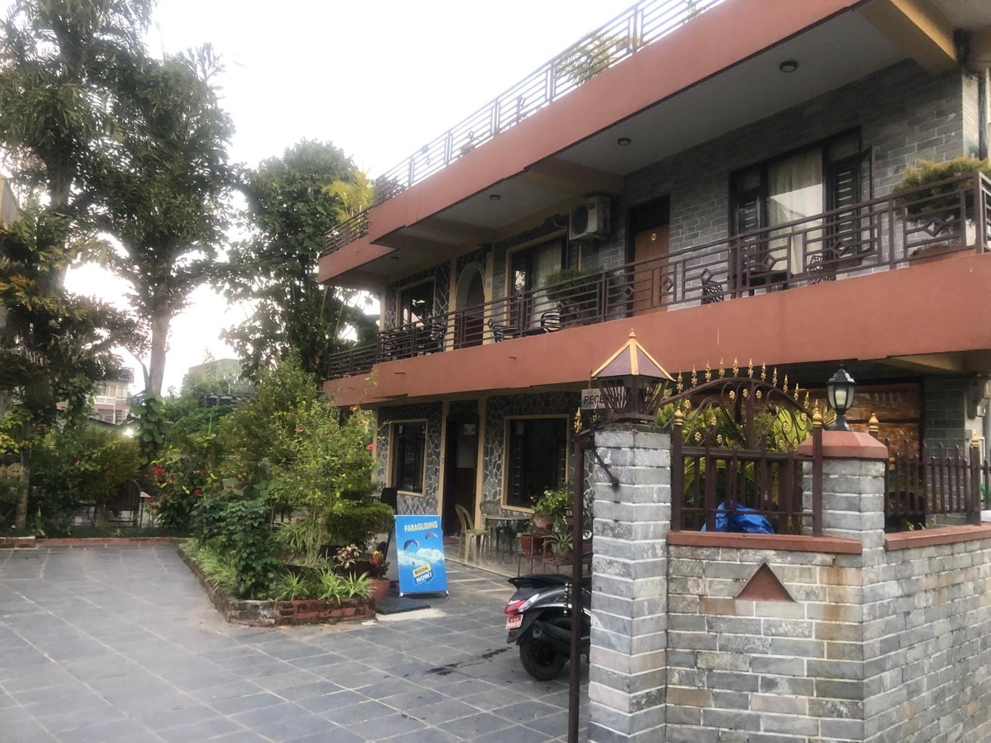 Hotel Mandala Pokhara Exterior photo