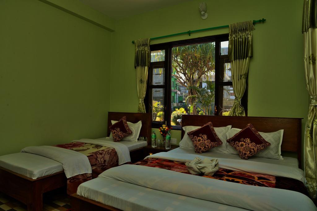 Hotel Mandala Pokhara Exterior photo