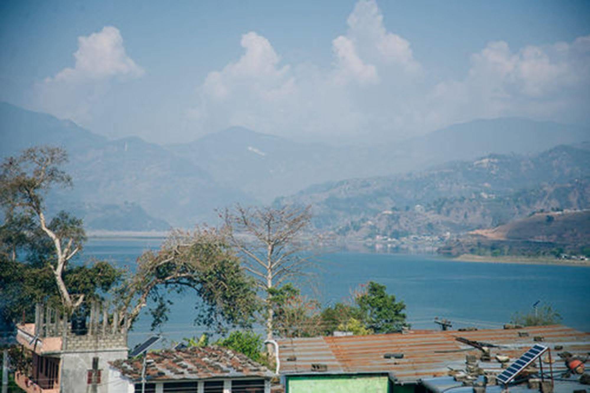 Hotel Mandala Pokhara Exterior photo